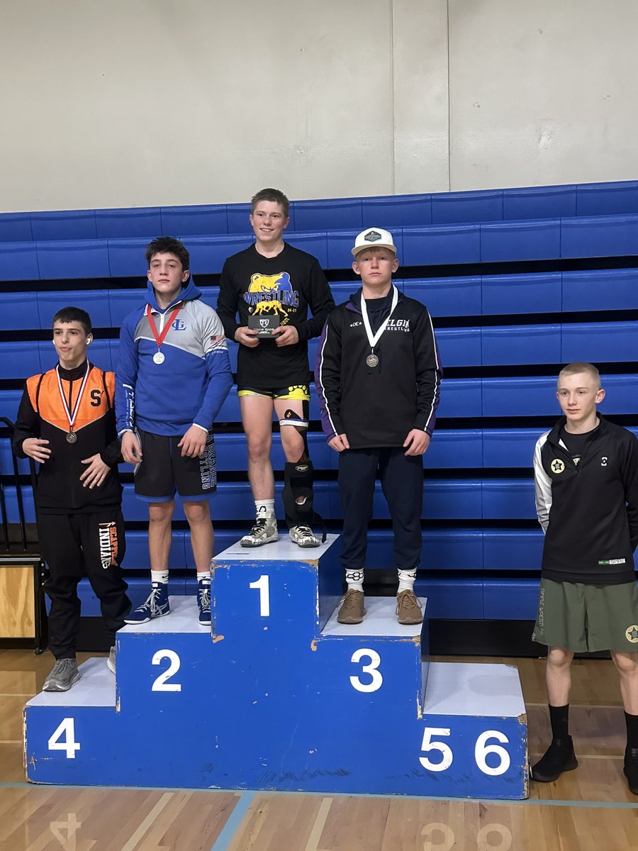 120 lbs. - Garrett Head is a Champion 🥇 Congrats!
#SmokeEm #BruinTough 
🤼 🐻 🔥 💨 ⛽️