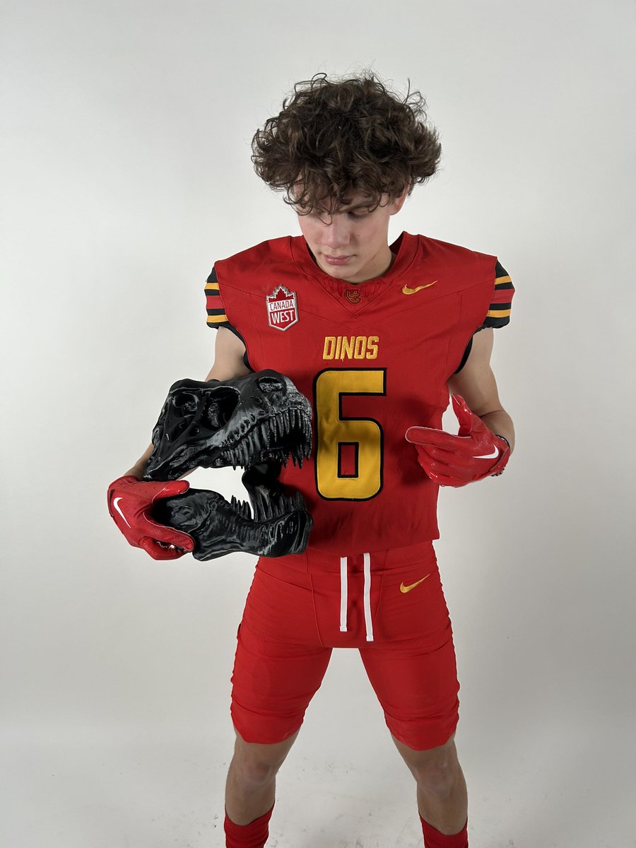 LiamPeachy6's tweet image. After a great visit, and several conversations with @Coach_Sheahan & @JABS_A. I’m beyond blessed to announce I’ve received my 5th official USports offer from the University of Calgary! #GoDinos 🔴🟡