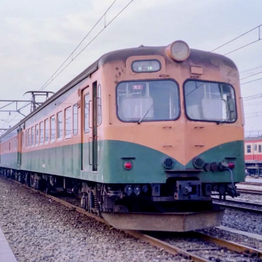 tkgooglecom's tweet image. #国鉄 #80系電車 #湘南色