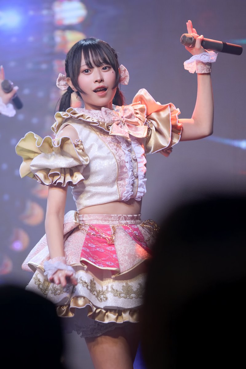 PNFLDD's tweet photo. 瞬きもせず　クリスマス単独ライブ    
2024.12.12　白金高輪SELENE b2    
新加入メンバー初見でした
#夏目みれい 
#瞬きもせず https://t.co/UYtXXUy6uC