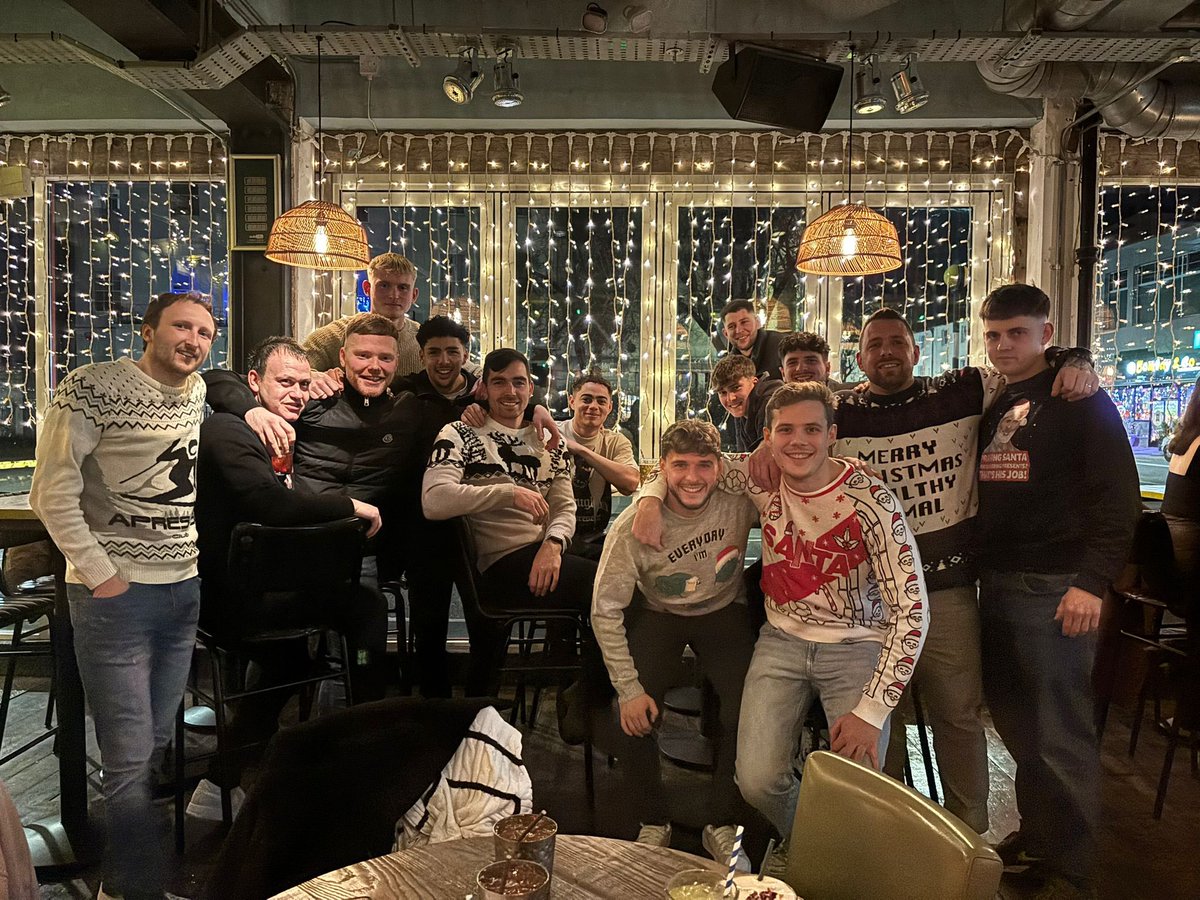 This team 😮‍💨 each and every one of them including the lads that couldn’t make out were outstanding today UTW 🪵3 points and a clean sheet…….. oh go on then!!!! <a href="/ShortwoodUtdFC/">Shortwood Utd FC</a> <a href="/SevernSport/">Severn Sport</a> <a href="/Foxwell777/">Marcus Foxwell</a>