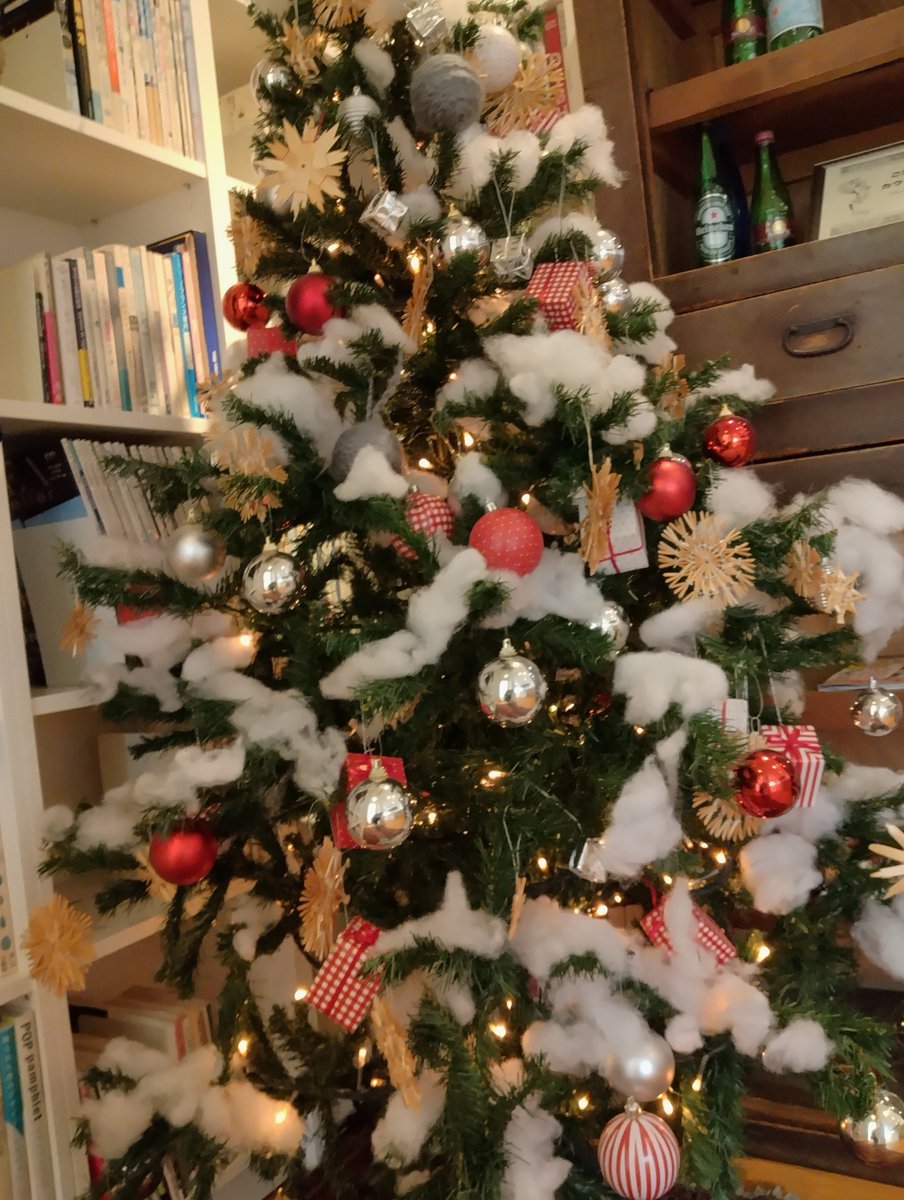 f9z2DALK6s27U7g's tweet image. #棄民人災能登半島被災地💧🌊

#和倉温泉駅🚉♨️
石川県能登半島の被災地復興…
何もかにも不足…
何もかにもあの元旦のままの酷い被災地…
#中村健吾 フリーデレクターさん
#被災地ボランティア
「こんな酷い、棄被災地は無い」
🎄街はXmasシーズン🎅
被災地能登半島に全国から温かいご支援を🩷