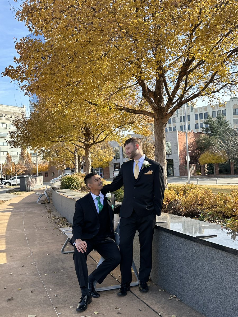 rclvelasco's tweet image. Personal life update: I married my best friend and the love of my life! Grateful for the opportunity to exchange our vows in front of our loved ones who came from near and far, including those who were able to Zoom in online! #lovewins #husbands #gaywedding