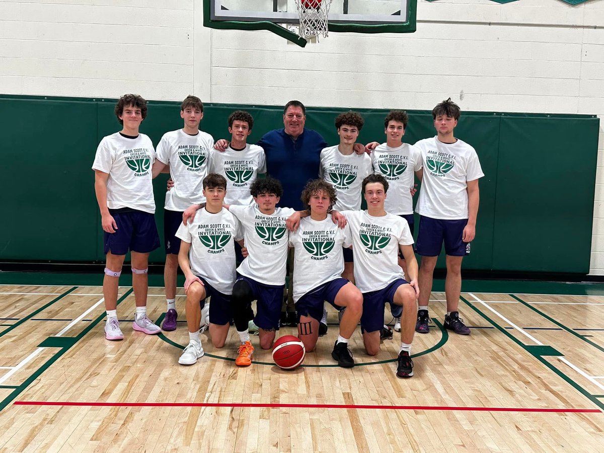 LGSSAA_News's tweet photo. Congrats to Coach Crotty and the TISS Sr Boys basketball team. Tournament victories include: Kingston Memorial, Collingwood, Adam Scott Peterborough, and Regiopolis-Notre Dame. A remarkable start to the season! #LGSSAA #eossaa https://t.co/Qzw4lV6U4R