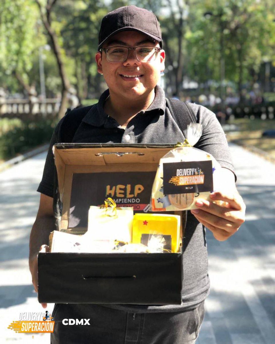 help_fjumx's tweet image. Algunos momentos especiales de hoy. Fueron muchos voluntarios de varias partes de la CDMX esparciendo a una sola voz nuestro lema: “No te juzgo, te ayudo” 🤩 

#HelpMx #DeliveryDeLaSuperacion