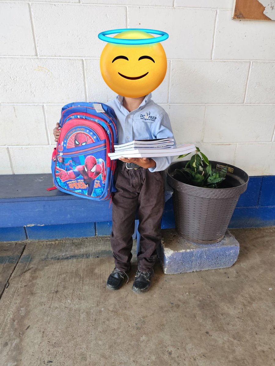 pau_peque's tweet photo. Hola! vengo a tocar su ❤️ busco su apoyo para patrocinar lista de útiles y mochila para los niños de la escuela donde trabaja mi mami. El costo de la lista es de Q.191.50 y la mochila Q.100.00 por el momento son 8 niños. Se envía factura y evidencias. RT gracias por su ayuda!!! https://t.co/OIRNdQPqRS