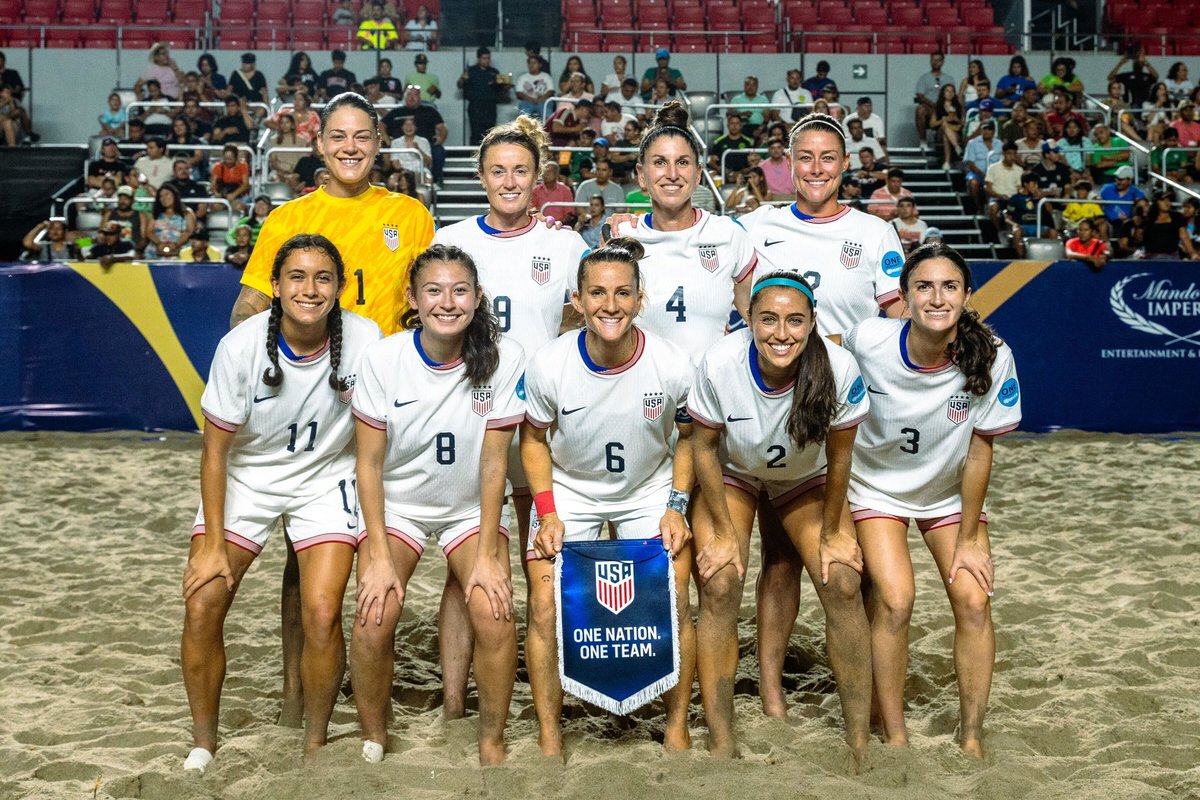LFG!!!!!! 🇺🇸

#USbeachWNT