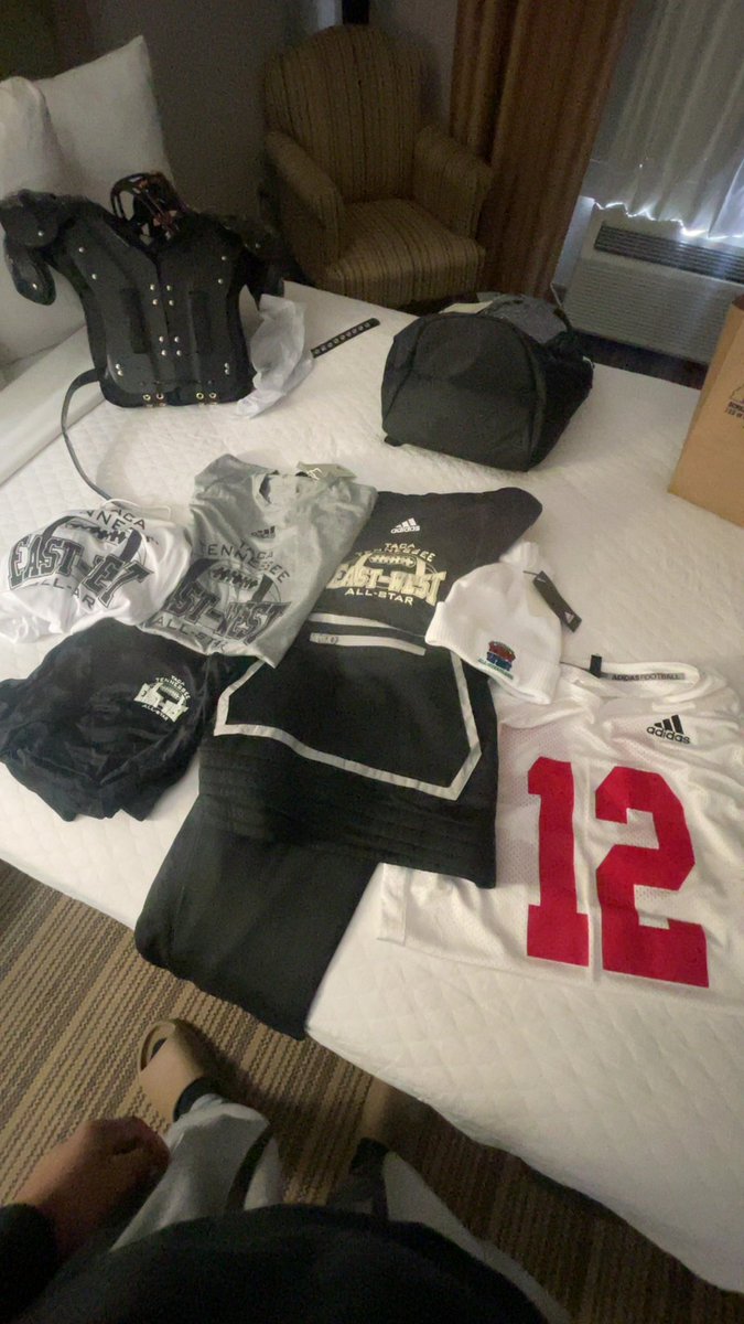 Khani Johnson tweet media