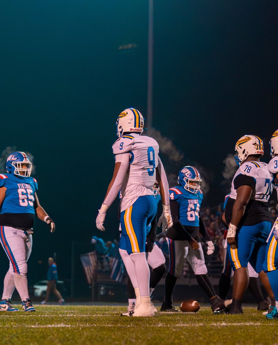 Check out my Sophomore Season Highlights youtu.be/XBmTr9p68Vg?si… 
EDGE/TE
6’6
245
84’ wingspan
3 FBS offers
3.7 GPA
#sophomore