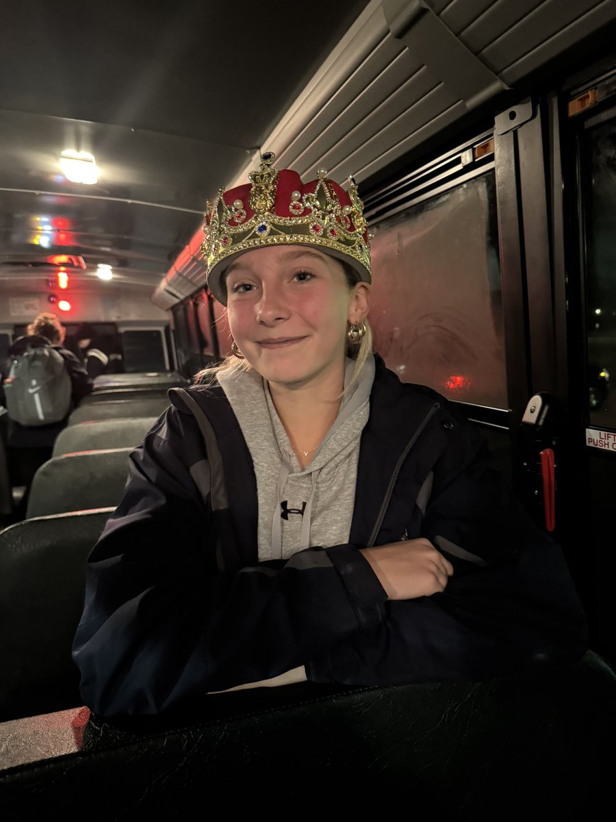 Flyers drop a tough one on the road

🥅 E. Yale with 34 saves 

POG 👑 to Natalie Peck