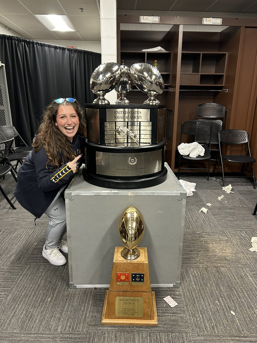 CourtneyWeiner2's tweet image. Words cannot describe how proud I am of this team. The love they have for each other and the fight they have in them… they deserve ALL the success. This is truly a FAMILY! Currently feeling all the feels🥹💙
CIC CHAMPS!!!!!! BEST DAY EVER🏆
#BeatEm #GoNavy