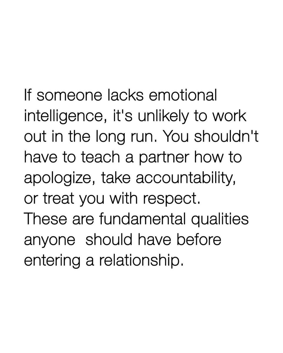 WakeupPeopIe's tweet photo. Don’t settle for less than the basics in a relationship. https://t.co/ExtUTvN3Ij