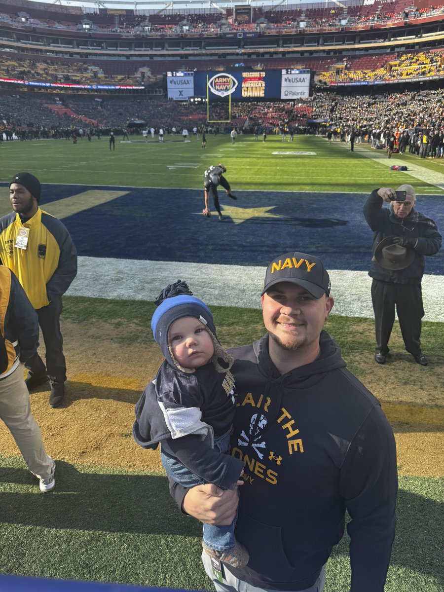 Absolutely no words to describe how thankful I am for these guys. From having the opportunity to share my first Army-Navy game with my family to the #NavyOL SHOWING OUT!!!! ITS A GREAT DAY TO BE A NAVY MIDSHIPMAN!!!! CIC CHAMPS!!!!

#RollGoats | #CICchamps