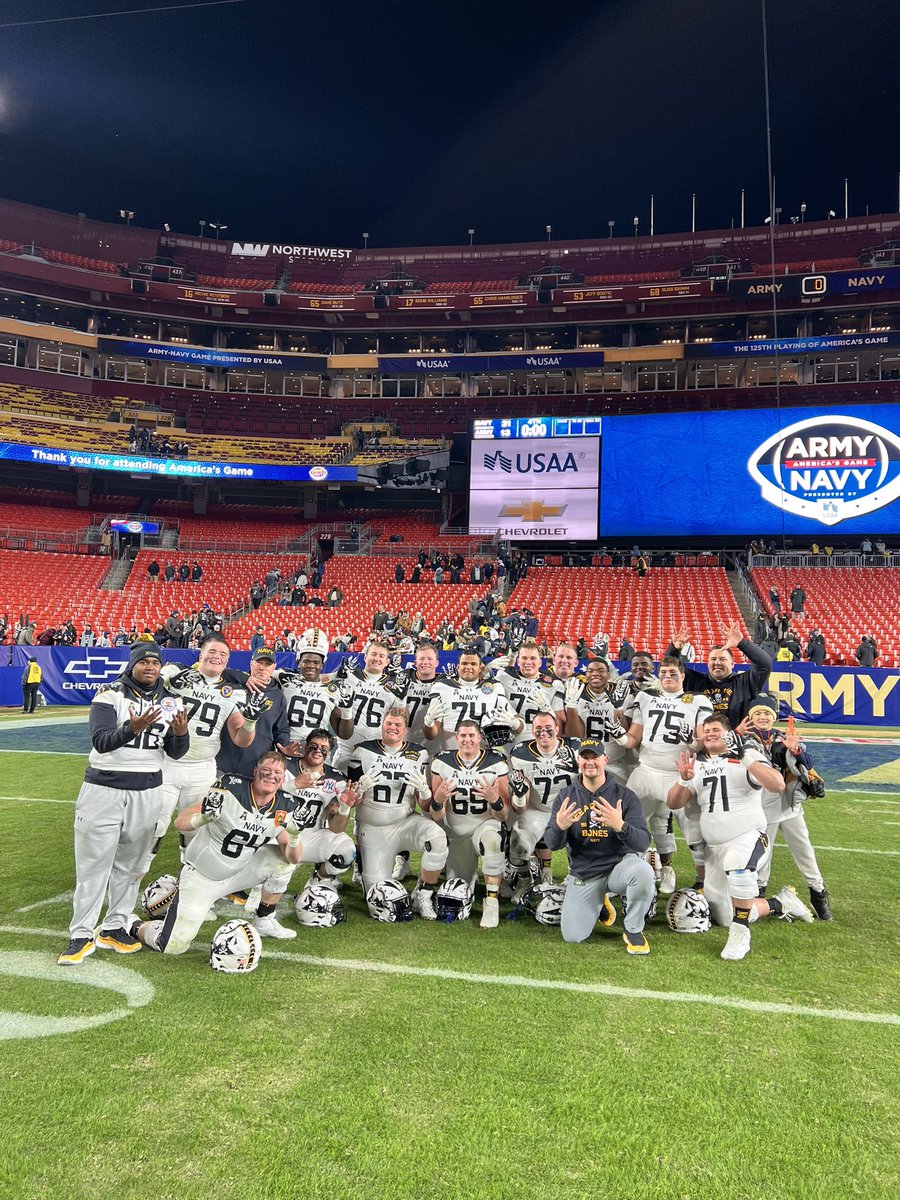 Coach Jay Guillermo tweet media