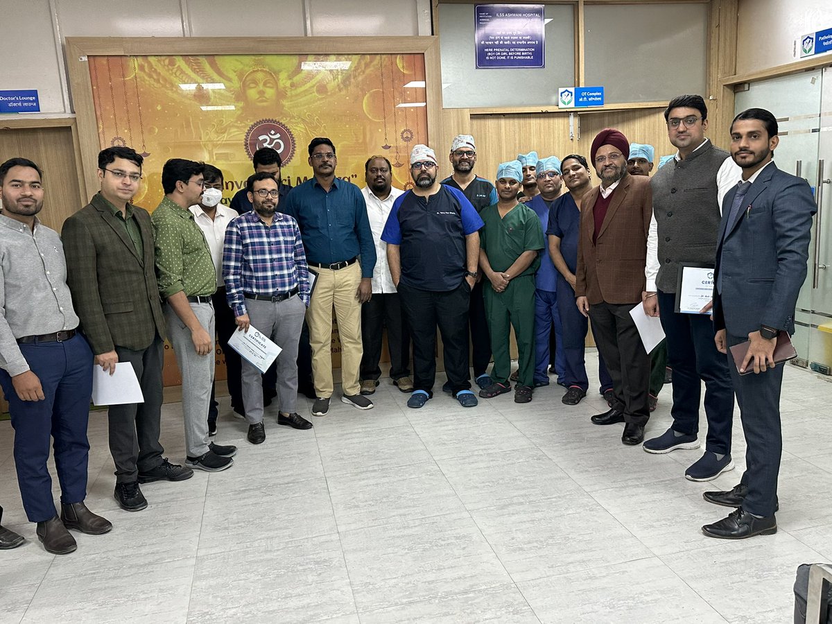 RIRS_inDelhiNCR's tweet image. Congratulations to 2nd batch “Prof Roy Chally Memorial Endourology” fellows Dr Amit Jaitley and Dr Veerappan. They witnessed series of HoLEP surgeries and towards end attended the 22nd VUST(Visiting UroSurgeon Training) workshop along with other urologist. #ilsshospitals #ilss