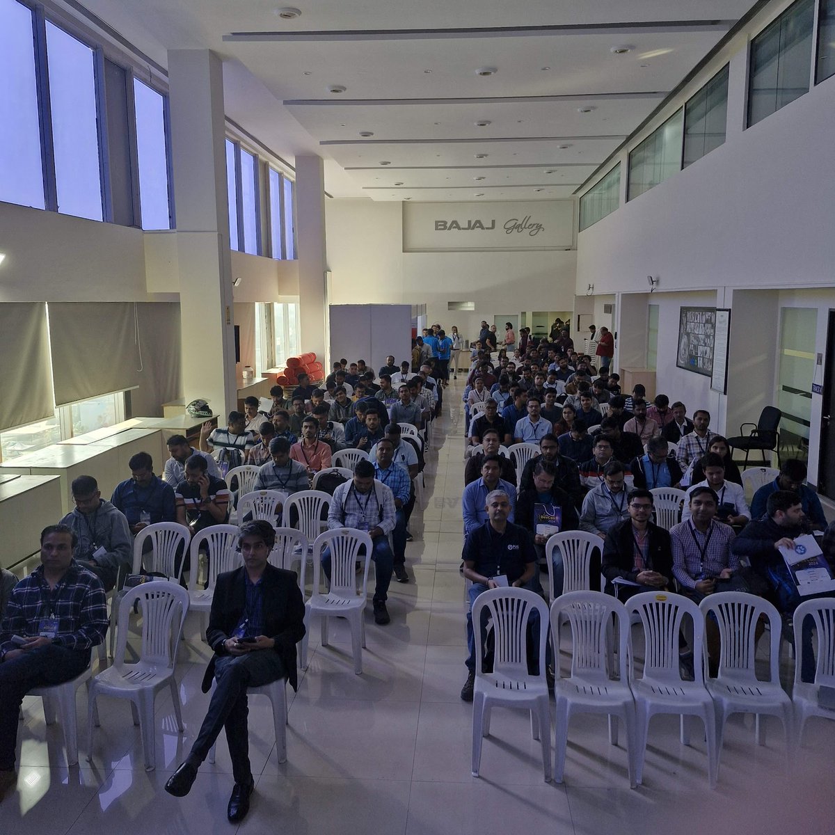 mayur_tendulkar's tweet image. Yesterday, we at @PuneUserGroup had a fantastic #PuneDevCon 2024 - a community driven conference. We never imagined such crowd after COVID. Thanks to folks in #Pune. And I started the show right on 9.45 as was mentioned in the agenda with almost full attendance!