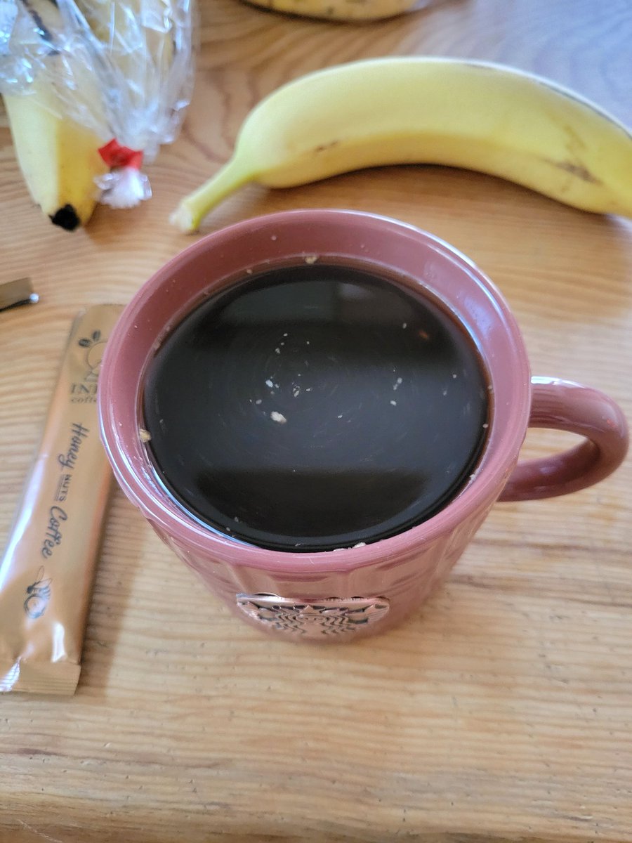 coboneiipaii's tweet photo. のんびり朝に #にちようび 🌤️
🧡Honey NUTS Coffee🤎美味し🥜
#INIC coffee🙃 https://t.co/xo4eyeKOp6