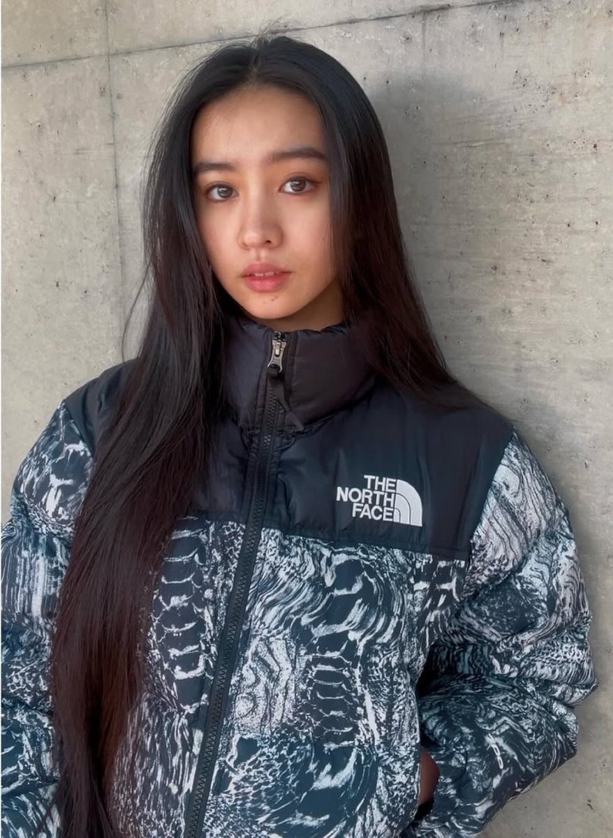 Kokikimurahk1's tweet image. Repost #koki
...
Transforming my OOTD with @thenorthface Urban Evolution☺️
Each step is a new way to define my style,
Never stop exploring with @thenorthface 💕
#TheNorthFace
#NeverStopExploring
#UrbanExplorationTNF