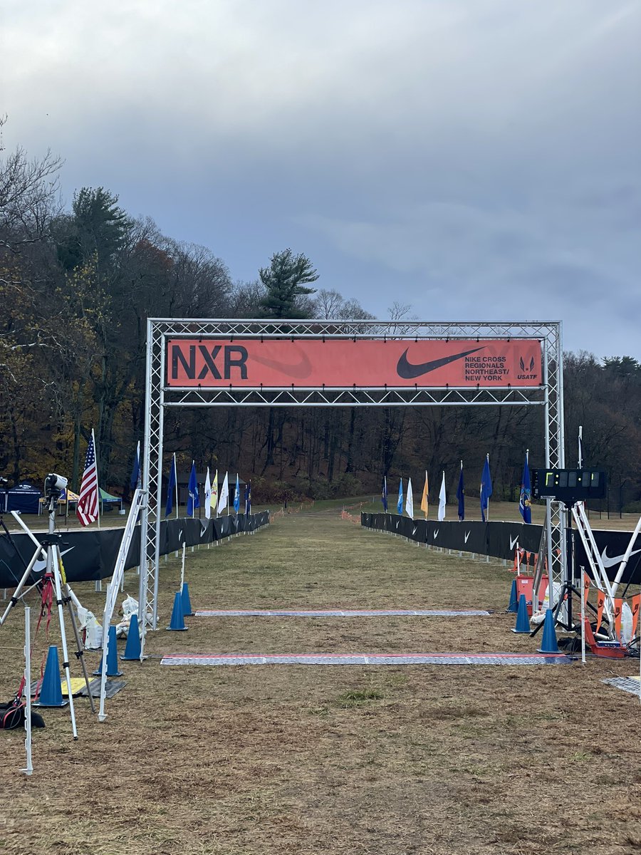 The Marlboro boys competed in the open division at Nike Cross Regionals in Wappingers Falls, NY

🏅 Junior Joseph Friedman placed 6th overall (3rd in Blue Division) with a time of 16:57

Team Finished 24th out of 65

Congratulations on a successful season!