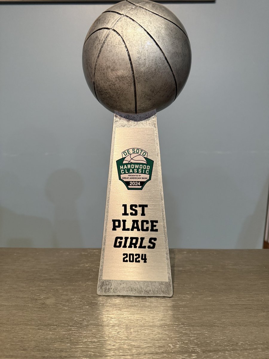 Wildcat Basketball (@desotoladyhoops) on Twitter photo Mission Accomplished! These girls pulled off an incredible tourney with a 58-56 win over Washburn Rural! 🏆
<a href="/makenzie_farmer/">Makenzie Farmer</a> led the way w/35 points (21 in 4th quarter/OT) and 14 rebs and was named MVP!
<a href="/quinncarp20/">Quinn Carpenter</a> anchored our defense and was named to all tournament team! Mission Accomplished! These girls pulled off an incredible tourney with a 58-56 win over Washburn Rural! 🏆
<a href="/makenzie_farmer/">Makenzie Farmer</a> led the way w/35 points (21 in 4th quarter/OT) and 14 rebs and was named MVP!
<a href="/quinncarp20/">Quinn Carpenter</a> anchored our defense and was named to all tournament team!