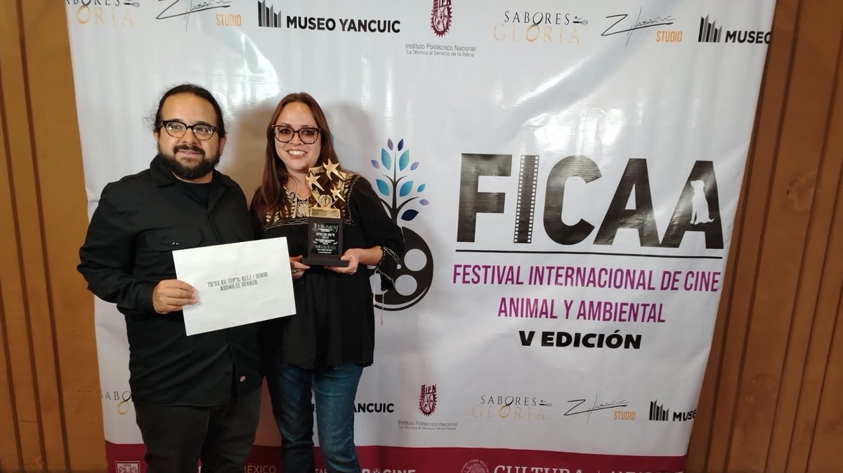 HazRuidoYuc's tweet photo. Premian a corto documental que expone afectaciones ambientales en Yucatán

“Donde asoma el venado” cuenta las historias de defensores del territorio frente a megaproyectos que amenazan a sus comunidades, como los parques de energía renovable y el Tren Maya https://t.co/Mlt4xOipBD https://t.co/QMNgnWMPsa