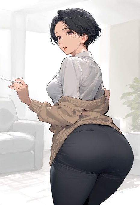 私もう出るからね〜
あんたも学校休みだからってゴロゴロしないでよね
え?…今日は…シフト夕方、まで
買い物して帰るから…少し遅くなるかも
じゃね、いってきまーす
バタン

(……っ、もう…これ付けてきてなんて…
 やだ、乳首勃ってる…透けてないかな…)

ウォーミングアップ🧎グッグッ 