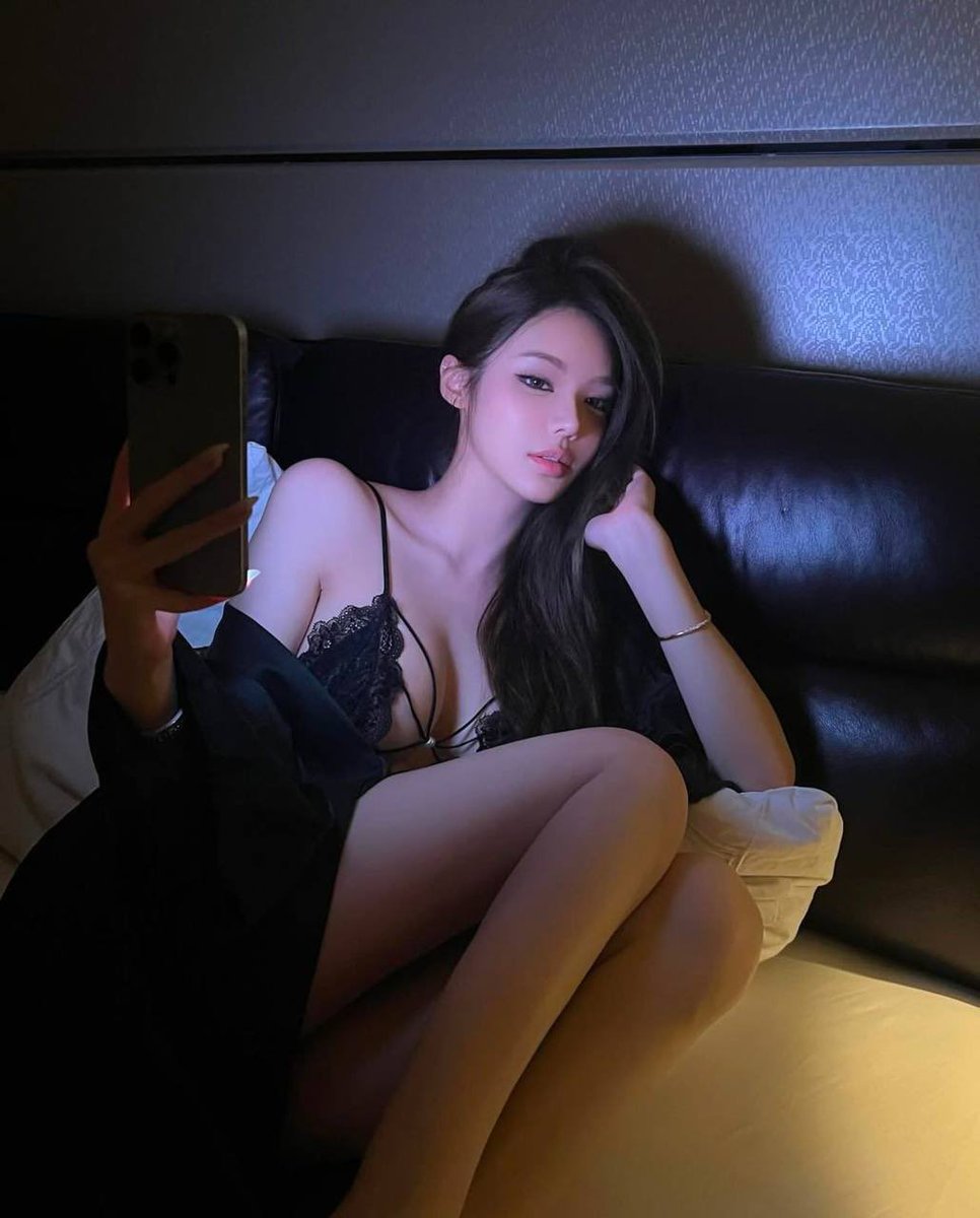 beijingyingying's tweet photo. 我喜欢你进进出出专注的神情，

你喜欢我吞吞吐吐娇羞的样子嘛

同城服务，线下🉑️🈷️，🈚️门槛，🈚️定金，非中介，
诚信，不口嗨

🛰️：jingle545

🐧： 2788231711

电报https://t.co/mtPLatBsaL

#北京同城 #北京线下 #北京抓龙筋 #北京资源 #北京鸟洞 https://t.co/osY37RcGEo