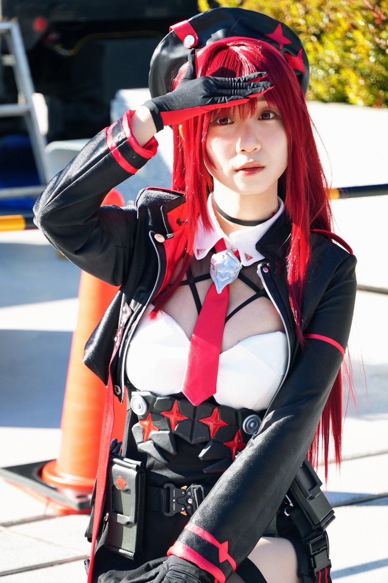 ParadiseProject's tweet image. 2024.12.29
コミックマーケット 1日目
NIKKE / SSR ラピ  ラピ:レッドフード
model:伊織もえ さん (@iorimoe_five)
運よく初めて伊織もえちゃんの囲い撮影に参戦できました！！
めちゃめちゃ可愛かったです！！！

#伊織もえ #C105 #きゅるん
#nikkecosplay #C105コスプレ #NIKKE