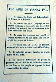 johngall__'s tweet image. The fall from grace of Fianna Fáil really is incredible. Their #2 aim used to be to restore Gaeilge as the living language of Ireland, yet now we see some of their biggest supporters actively ridiculing the language! 

Sensational.