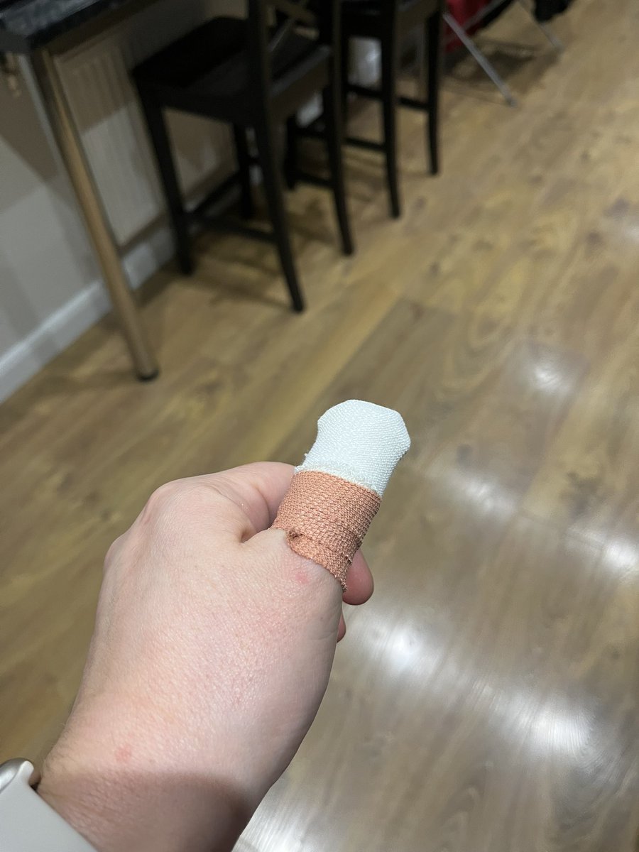 Lucy Jeeves tweet media