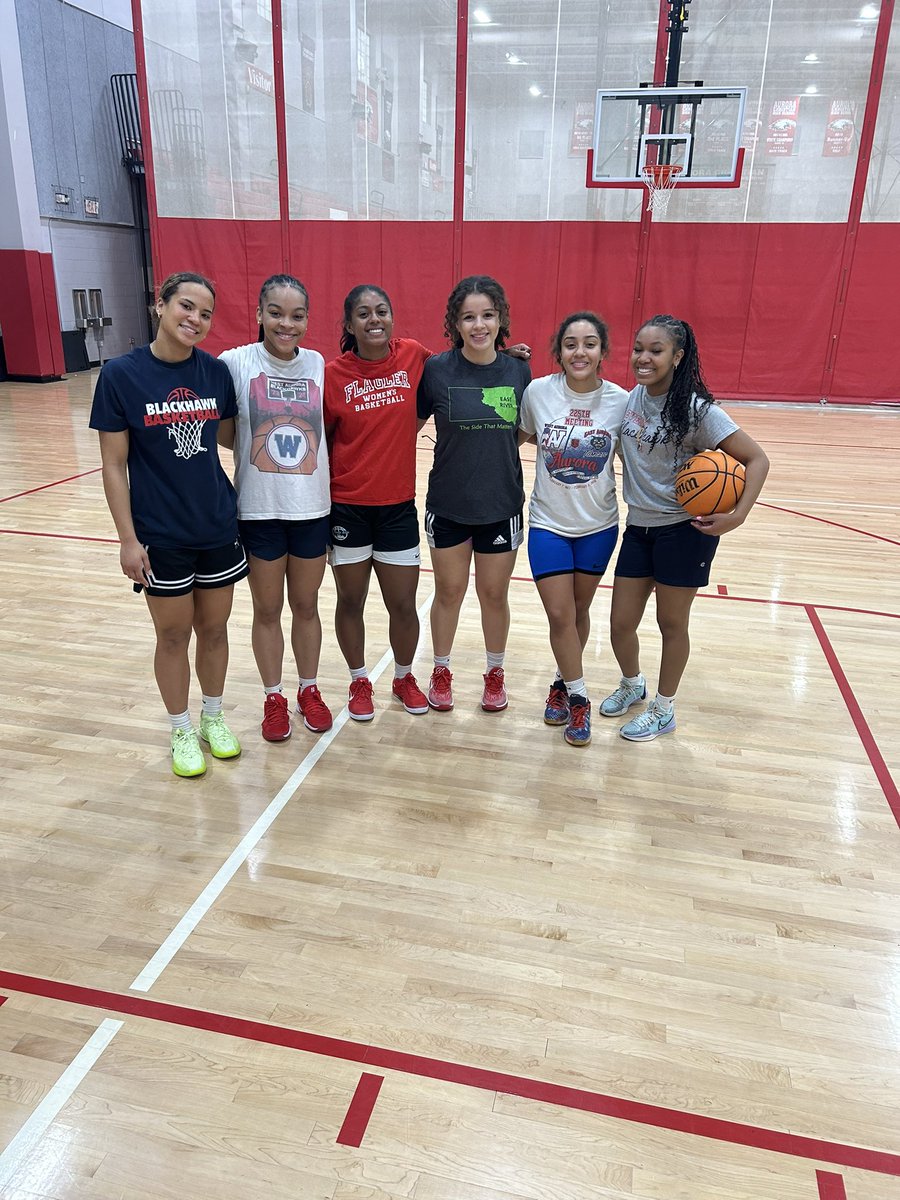 Warriors Elite (@warriorselitebb) on Twitter photo We don’t sleep we work <a href="/Niallie05/">Niallie Evans</a> @Savannah_pfitz <a href="/anyaenewson_/">anyāe💞⛹🏽♀️</a> <a href="/Brook_j3/">Brooklynn Johnson</a> <a href="/aspenskye17/">Aspen Weeks</a> We don’t sleep we work <a href="/Niallie05/">Niallie Evans</a> @Savannah_pfitz <a href="/anyaenewson_/">anyāe💞⛹🏽♀️</a> <a href="/Brook_j3/">Brooklynn Johnson</a> <a href="/aspenskye17/">Aspen Weeks</a>