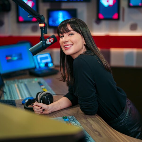 Te@m Berry tweet media