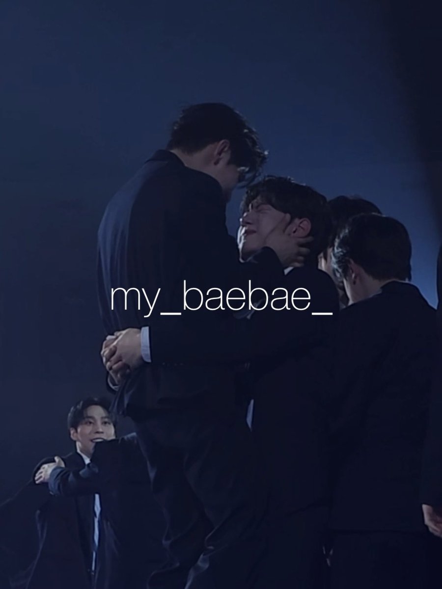 kyngshinz's tweet image. yichen’s debut brought me right back to this video and now i’m sobbing all over again