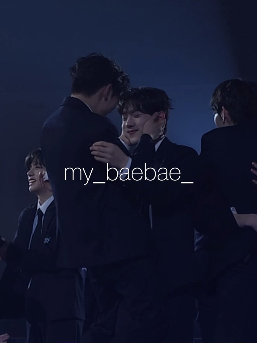 kyngshinz's tweet image. yichen’s debut brought me right back to this video and now i’m sobbing all over again