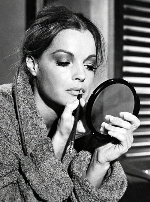 Cine Angela ❥ tweet media