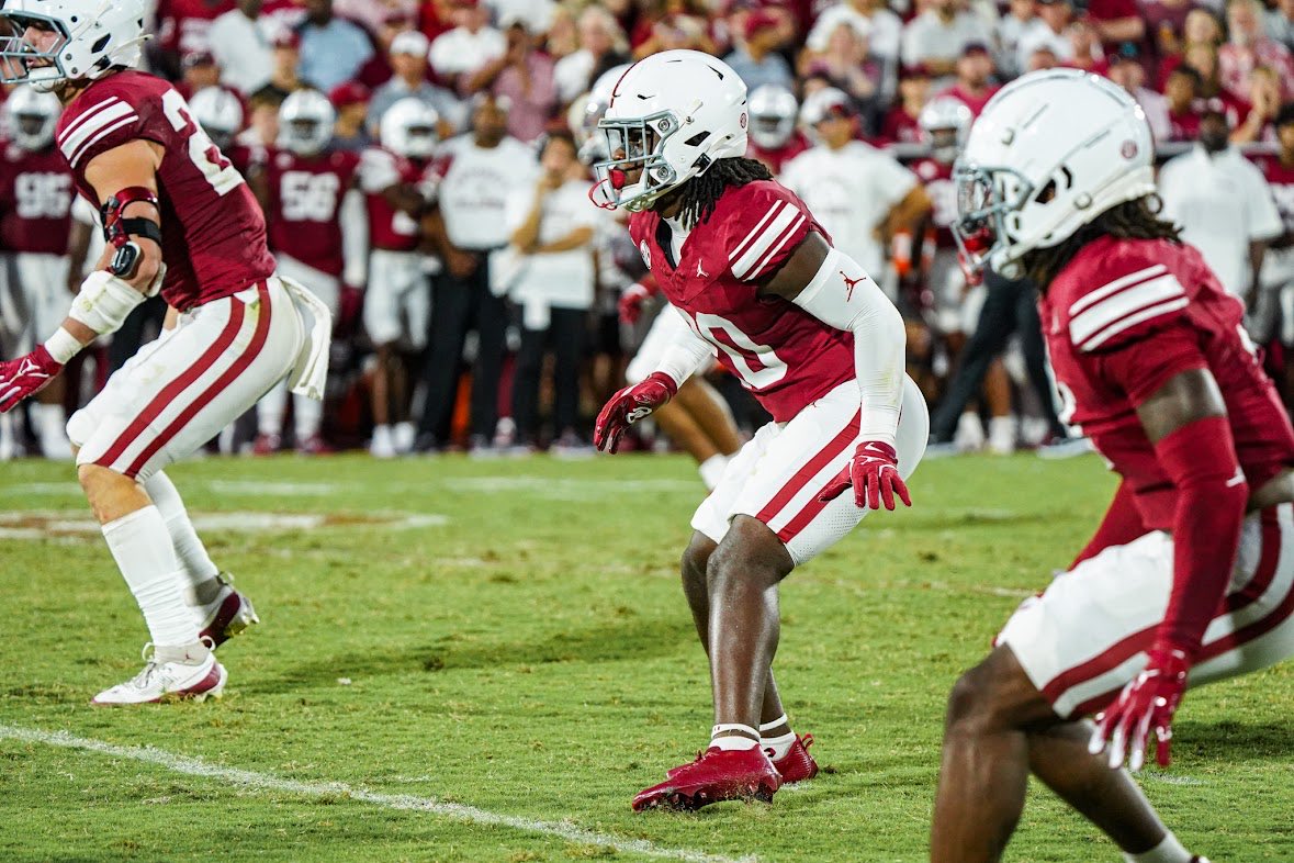 ParkerThune's tweet photo. Losing Lewis Carter to the portal hurts. That’s a consequential departure for the #Sooners.

The sophomore was a four-star recruit and a guy that Brent Venables had opined was the best player in the state of Florida within the 2023 class. https://t.co/yJ9ETi4zOl