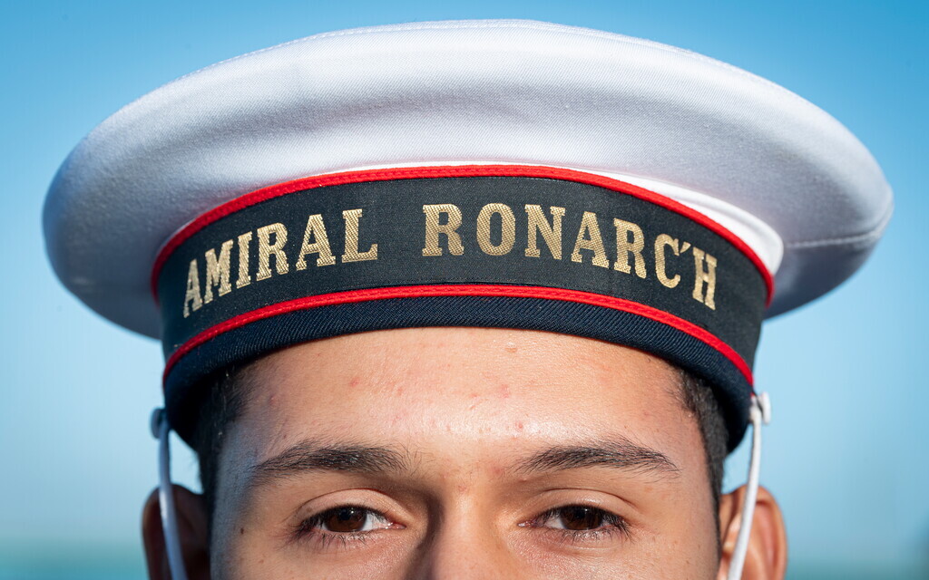 MarineNationale's tweet photo. #Retro24 | Le 7/10, la frégate de défense et d’intervention (FDI) Amiral Ronarc’h réalisait sa 1ère sortie à la mer. Avec ses 4️⃣5️⃣0️⃣0️⃣t de déplacement et ses 1️⃣2️⃣2️⃣m de long, la FDI incarne l’avenir des opérations navales françaises de par sa polyvalence. https://t.co/4AMJ4xz54G