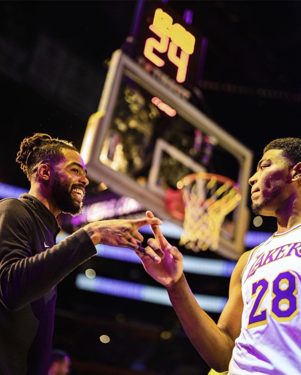 LOUIS8FAN's tweet image. End of an era #dloading