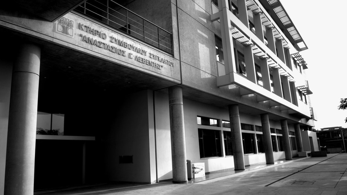 Με μεγάλη θλίψη, το Πανεπιστήμιο Κύπρου αποχαιρετά τον Καθηγητή Νίκο Βαφέα.
Σεμνός, έντιμος, εξαιρετικός συνάδελφος και χαρακτήρας. Αυτοδημιούργητος, πιστός σε αρχές και υψηλά επίπεδα ποιότητας. Ένας από τους πιο επιτυχημένους ακαδημαϊκούς μας.
Ανακοίνωση: bit.ly/3VUapQM