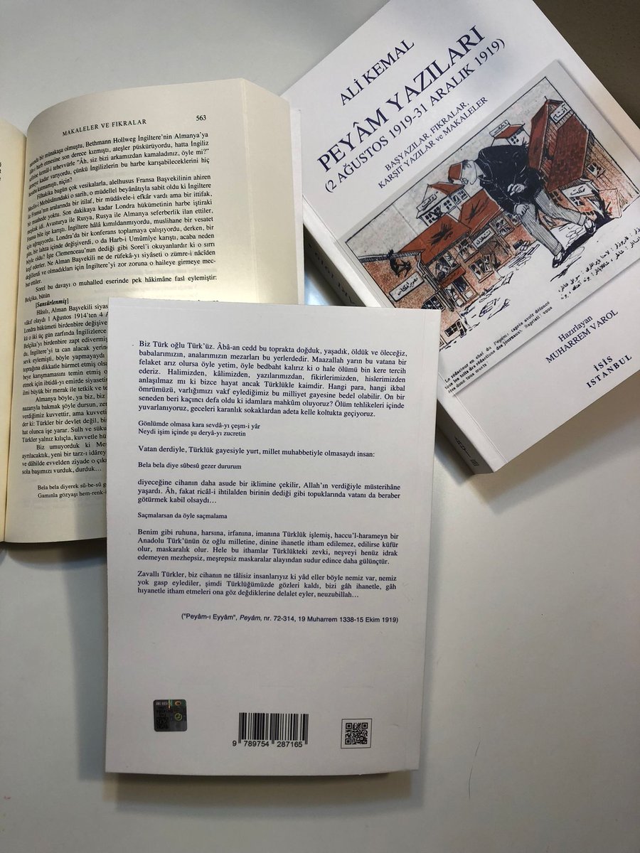 Arka kapak yazısına dört arkadaş aynı yorumu yaptı. Bir asır geçse de bazı yazılar var ki gündemden düşmüyor. Elbette birebir benzerlik mümkün değil. Ama tarihsel kodlar geleceği de inşa ediyor... Bu çalışmada da sık sık bu kodları yakından gördüm.