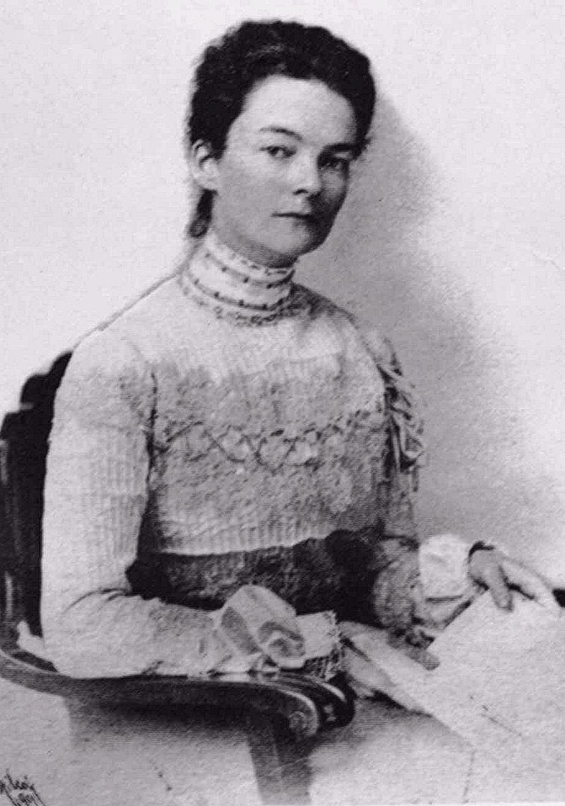 ferwen's tweet photo. Annie Montague Alexander, naturalist &amp; fossil hunter, was born #OTD in 1867. She co-founded the museum of natural history of the University of California and the Museum of Vertebrate Zoology. 
https://t.co/1CEt56JSug #WomeninSTEM #histsci 🧪⚒️ https://t.co/4Jz5quyRr4