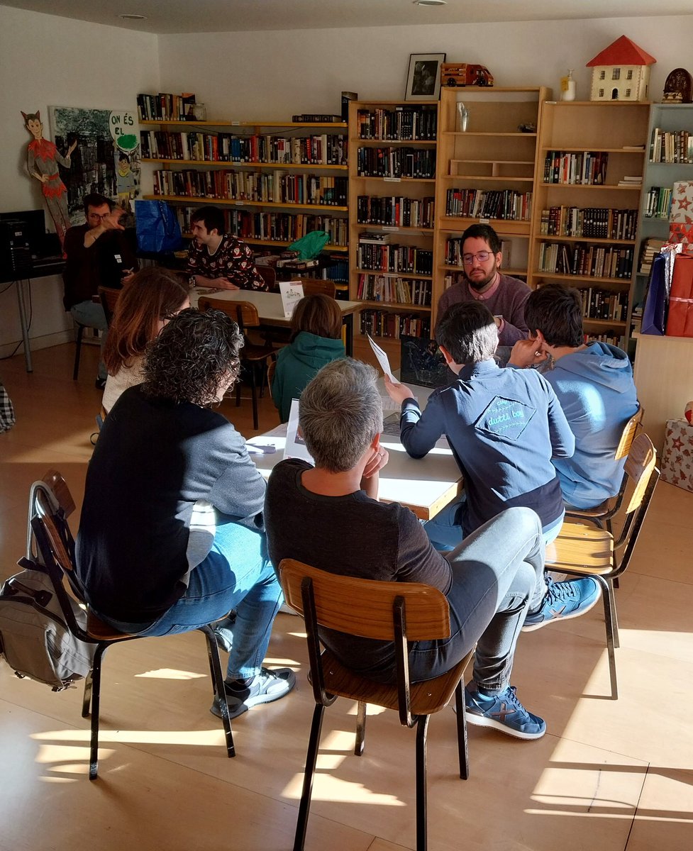 AVVBufala's tweet image. Gràcies a totis per venir a les primeres jornades de #rol i #jocs de #taula de #Bufalà! ❤️

Gràcies a @elviajero_bdn per deixar-nos jocs! 😊

#Badalona #jocsdetaula #jocsderol