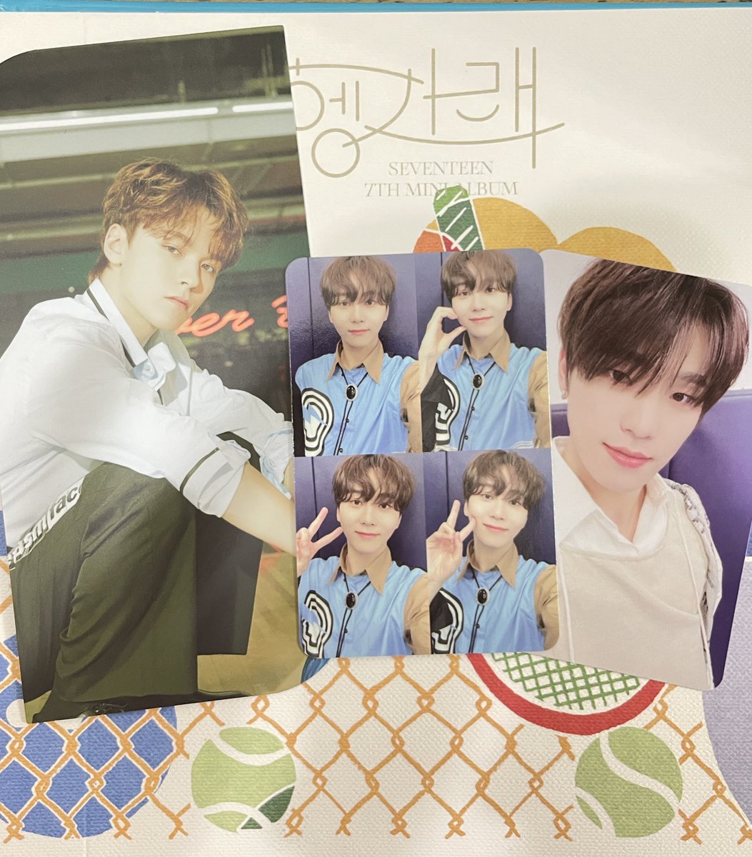 오랜만에 앨깡 했는데 버논 승관 디노가 나와줬어요☺️ 우리 도레미즈ㅎㅎ 헹가래 앨범은 오랜만에 샀는데 헹가래 활동 때가 생각나서 너무 좋았어요ㅎ 다음엔 어떤 앨깡할지 추천해주세여ㅎㅎ 조만간에 한 번 더 앨깡 해볼게요:)
