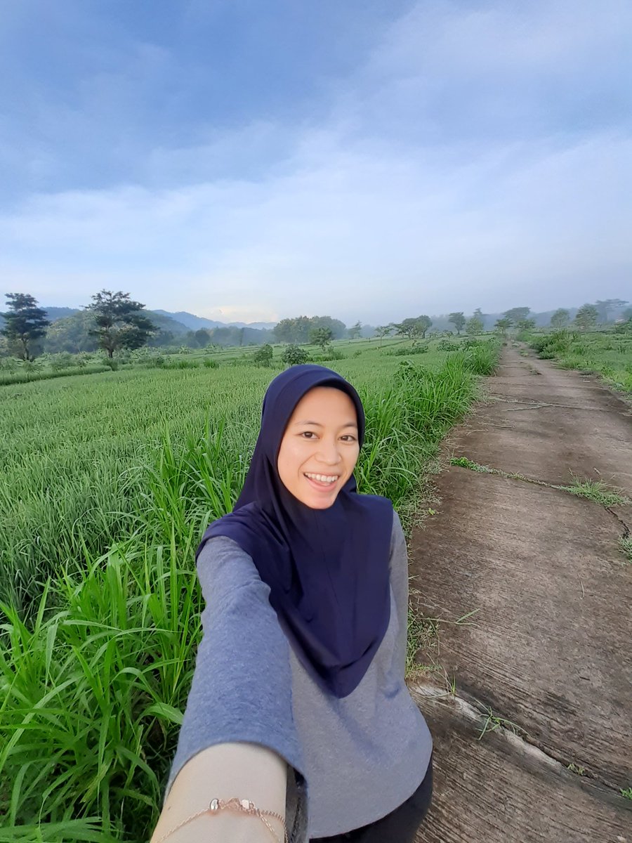 aeshin_choi's tweet photo. Gatau kalo viewnya bakal sebagus ini, kalo tau kan bisa gincuan dulu😭 https://t.co/BqLgK4g1ou