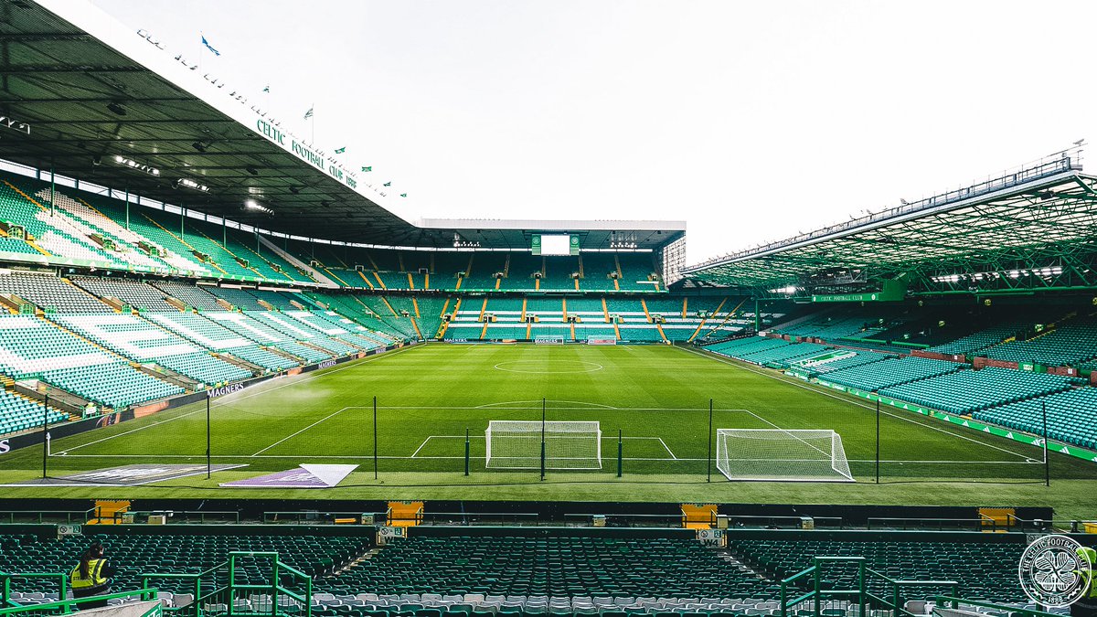 CelticFC's tweet photo. ⌛Team news in 5! 

#CELSTJ | #CelticFC🍀 https://t.co/icD8CpUQdX