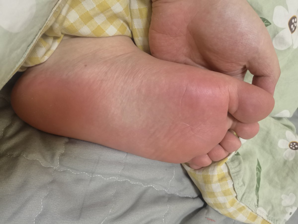 douya278957's tweet photo. 之前那个工作老板人不行，辞了，现在随时都有时间可以约了（就是没有资金😢） https://t.co/yo7Lb5wZ3T