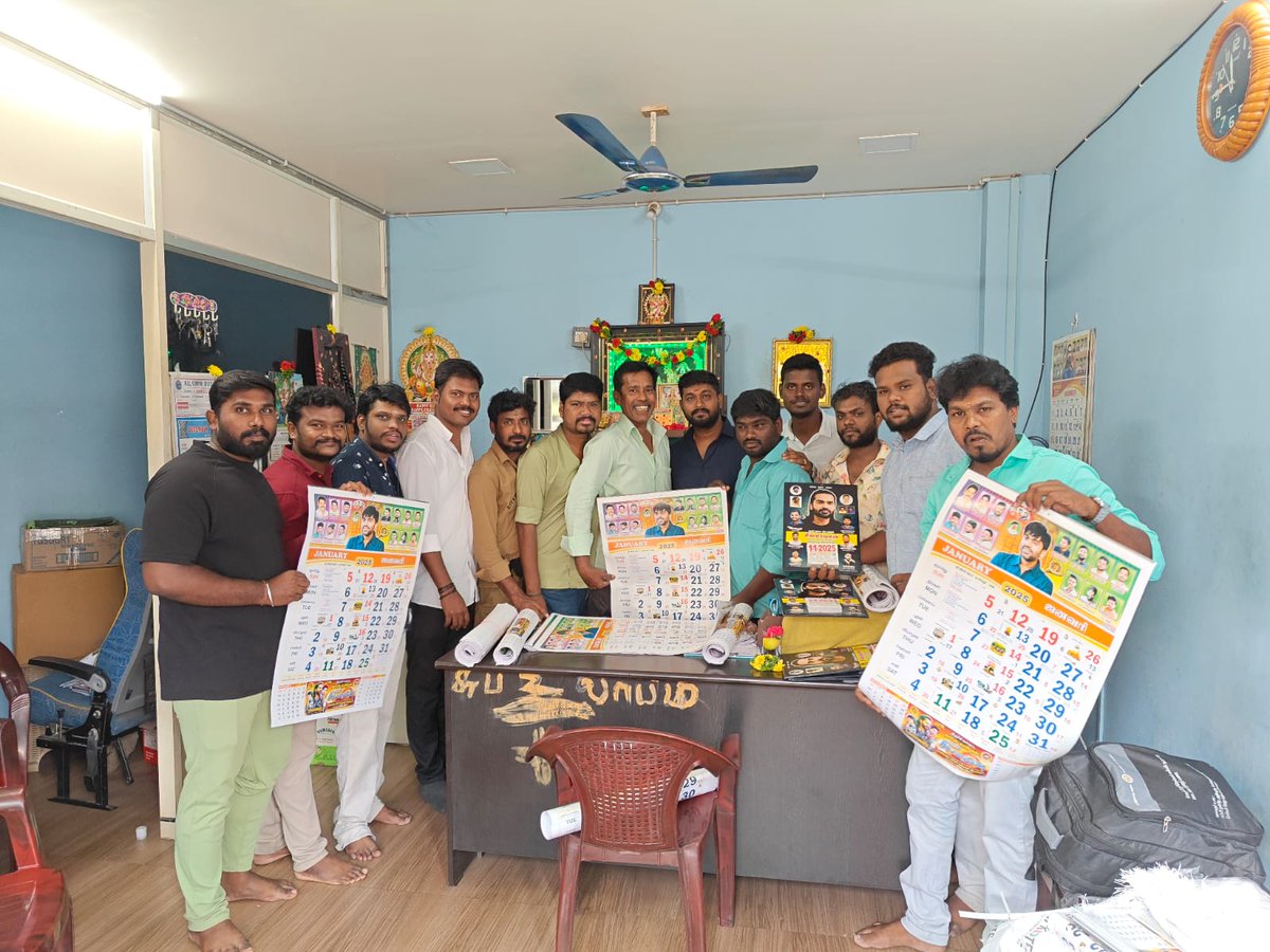 Amir_STR_Trichy's tweet photo. திருச்சி மாவட்ட தலைமை சிலம்பரசன் ரசிகர் நற்பணி இயக்கம் சார்பாக 2025 ஆம் ஆண்டு காலண்டர்  அன்பு அமீர் @SilambarasanTR_ #SilambarasanTR https://t.co/2U9kYxbCyD