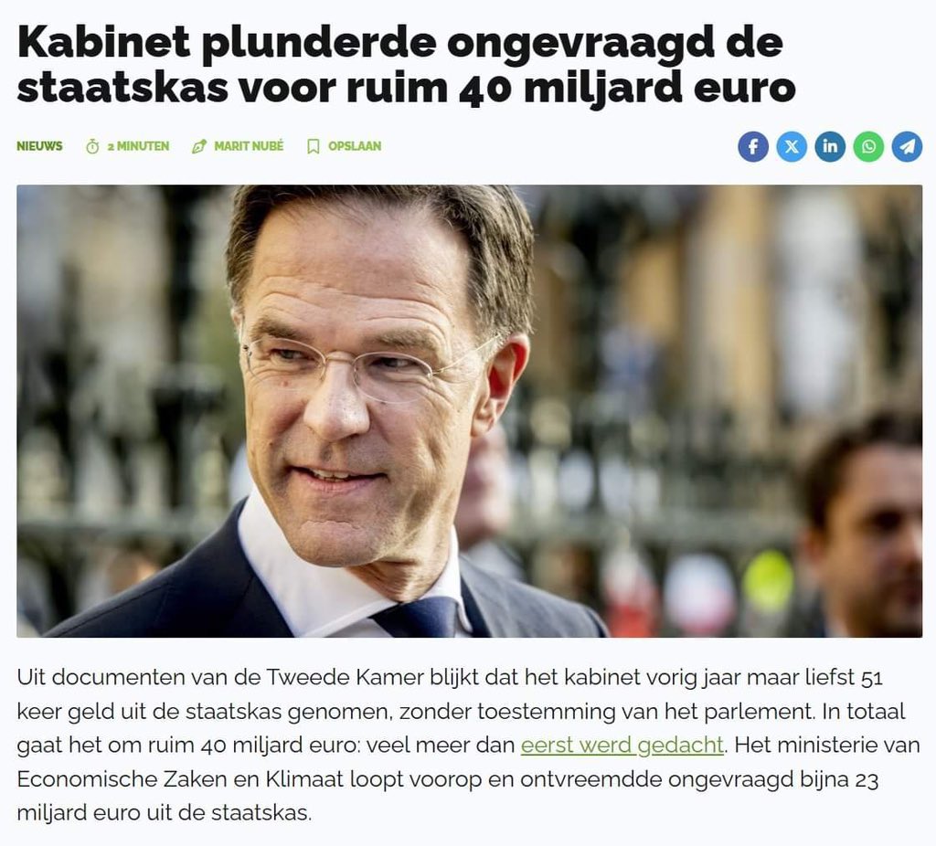 agtmael_mieke's tweet photo. Rutte is รผberhaupt altijd een uitermate onbeschofte #WEFFER! https://t.co/TubKFR0kes