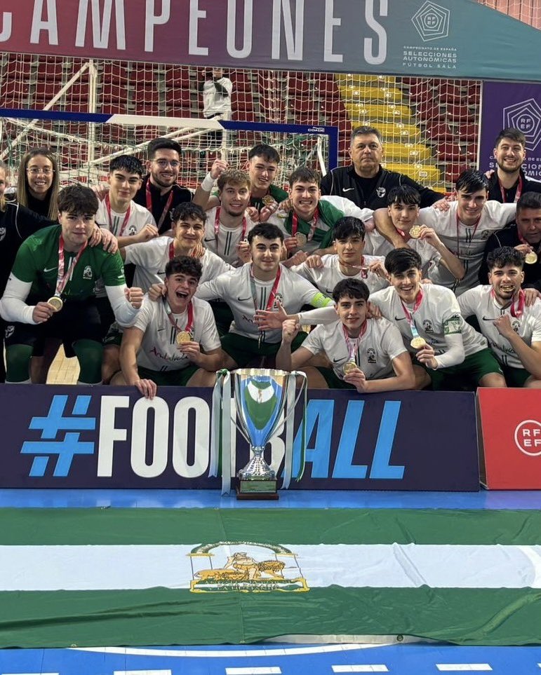 🏆🇪🇸 ¡𝐂𝐀𝐌𝐏𝐄𝐎𝐍𝐄𝐒 𝐃𝐄 𝐄𝐒𝐏𝐀𝐍̃𝐀!

🥇 <a href="/_alvaropeerez_/">alvarooo🤙🏽</a>, <a href="/Antonioh1231/">Antoniioherrera12</a> y <a href="/tinchosancheez_/">tincho</a> se han proclamado 𝐂𝐚𝐦𝐩𝐞𝐨𝐧𝐞𝐬 𝐝𝐞 𝐄𝐬𝐩𝐚𝐧̃𝐚 con la Selección Andaluza Sub-19

💛 𝑶𝒓𝒈𝒖𝒍𝒍𝒐 𝒅𝒆 𝒄𝒂𝒏𝒕𝒆𝒓𝒂

#SomosJaén💛#FuturoAmarillo