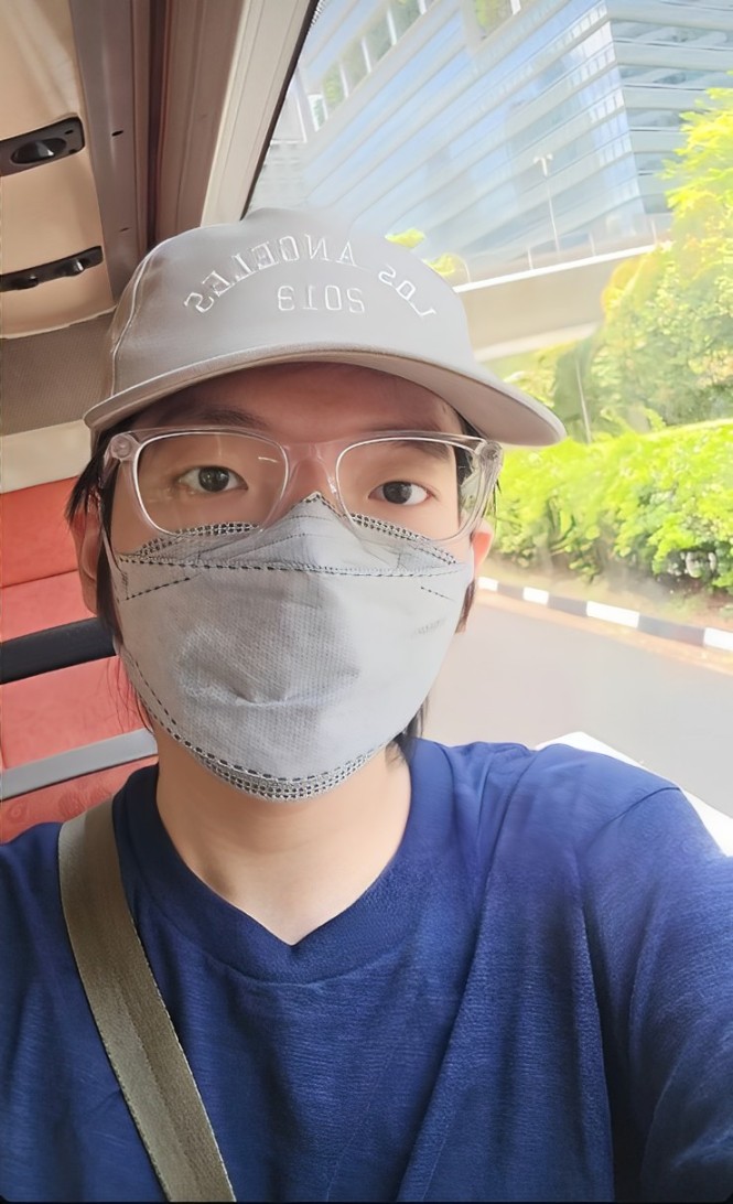 behiscore's tweet photo. nyari fotonya susah bgt, nyelem dulu😭😭🖐🏻 klo katanya sendi, post terakhir di tahun ini #cocselcaday #govert #temangovert #axelots https://t.co/fHzjQlnHX6